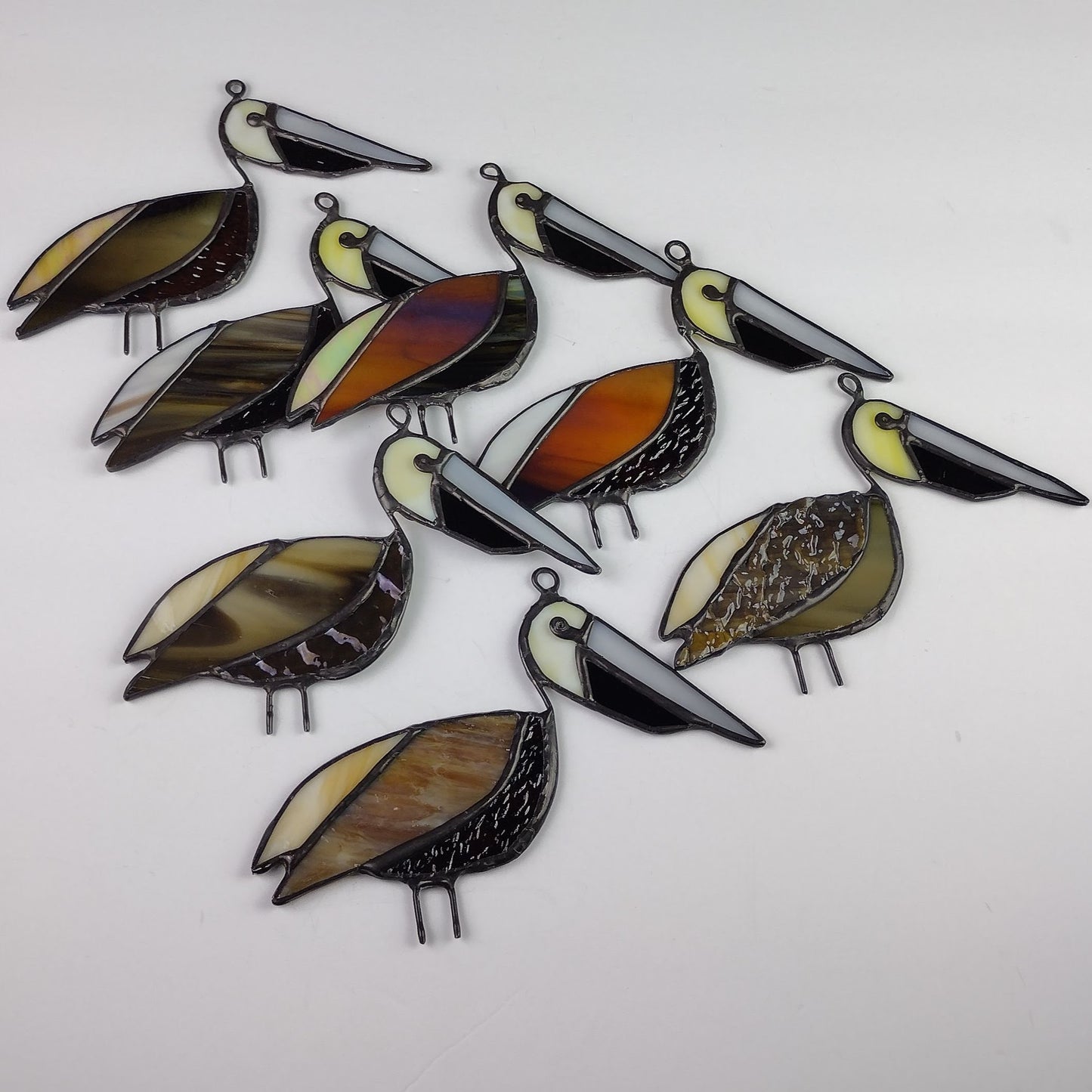 Pelican Standing mini